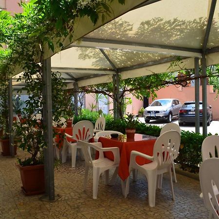 Hotel I Due Gabbiani Citr 9006 Marina dʼMarina dʼAndora Dış mekan fotoğraf