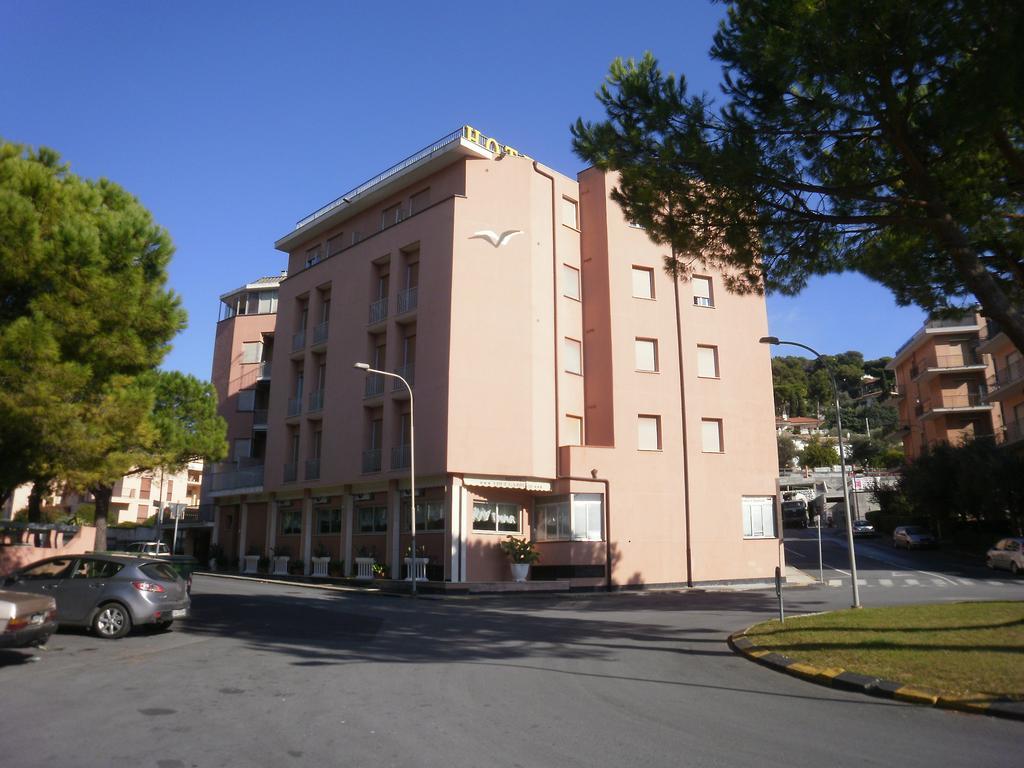 Hotel I Due Gabbiani Citr 9006 Marina dʼMarina dʼAndora Dış mekan fotoğraf