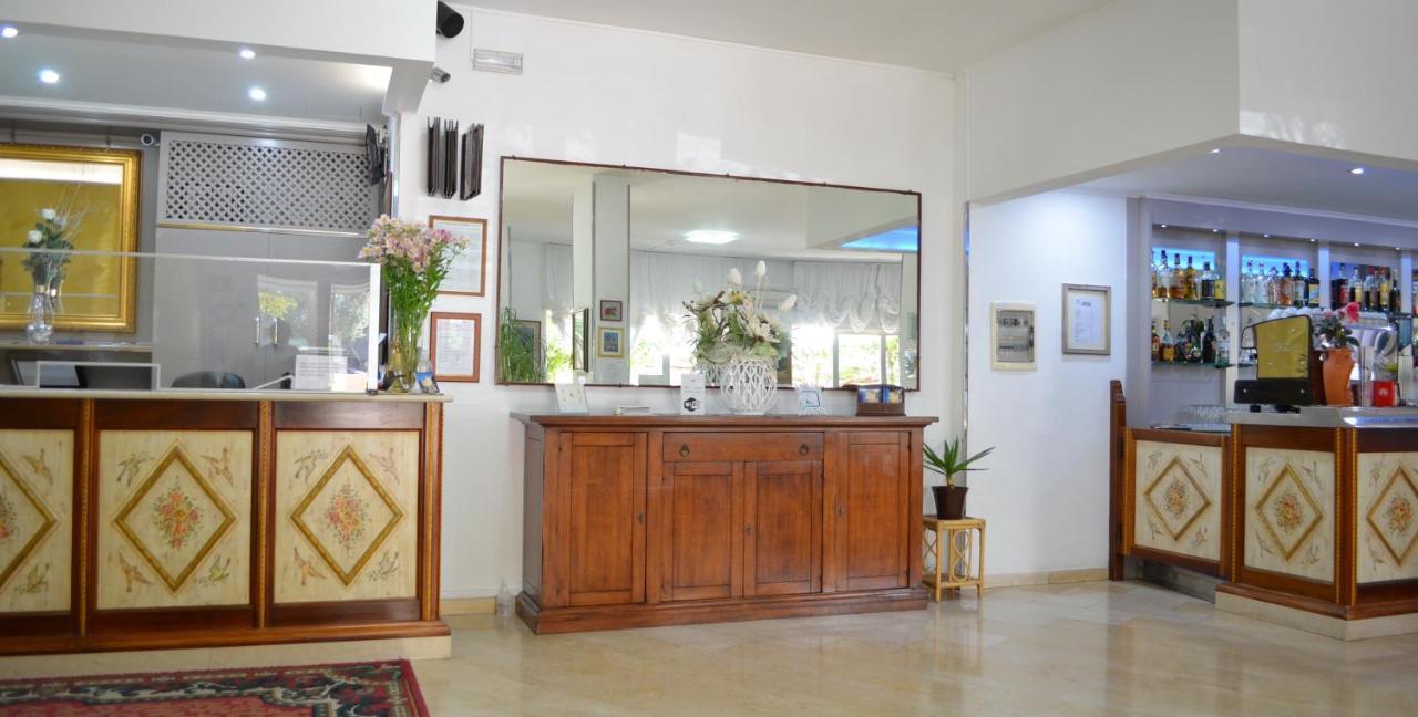 Hotel I Due Gabbiani Citr 9006 Marina dʼMarina dʼAndora Dış mekan fotoğraf