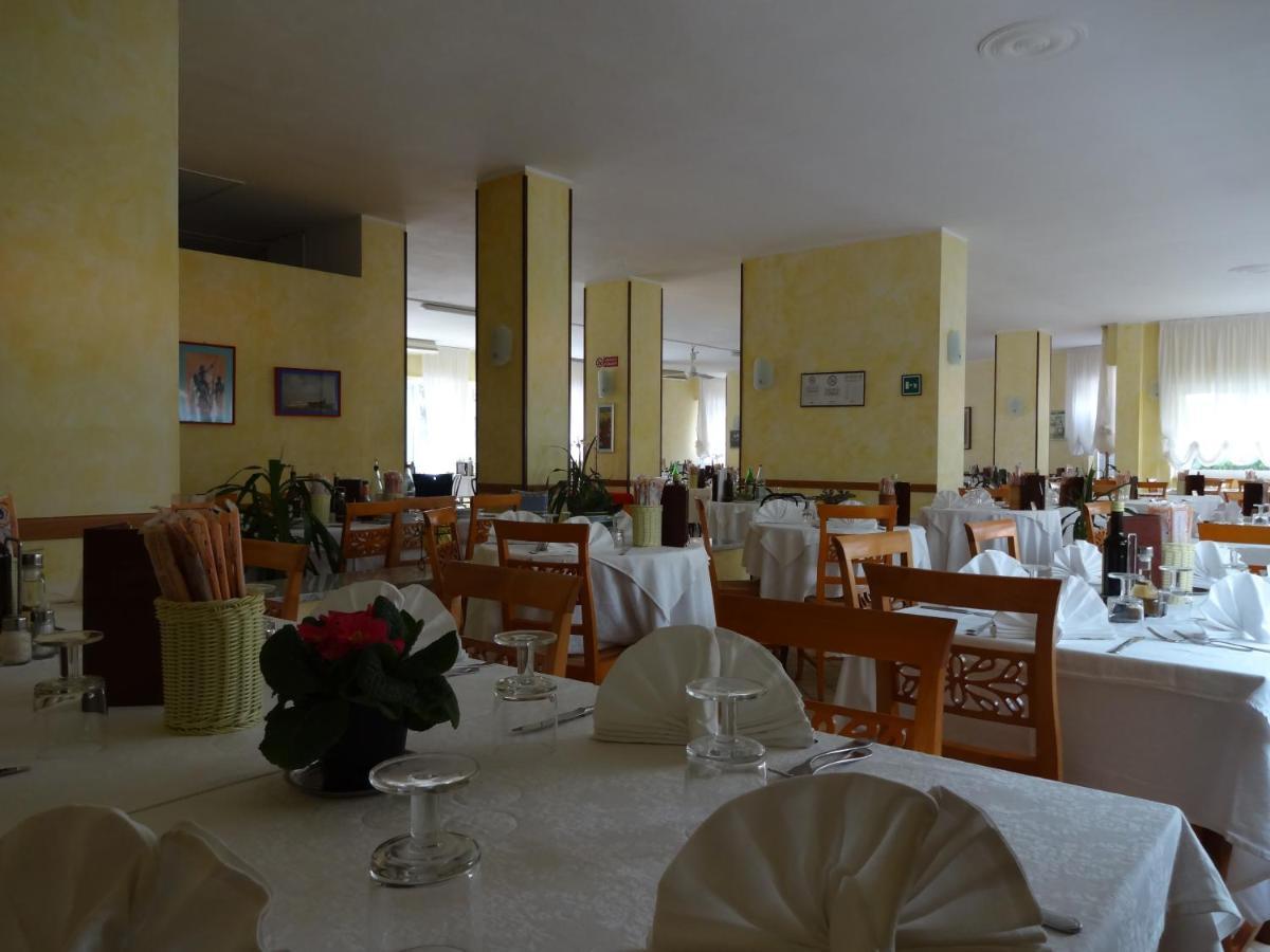Hotel I Due Gabbiani Citr 9006 Marina dʼMarina dʼAndora Dış mekan fotoğraf