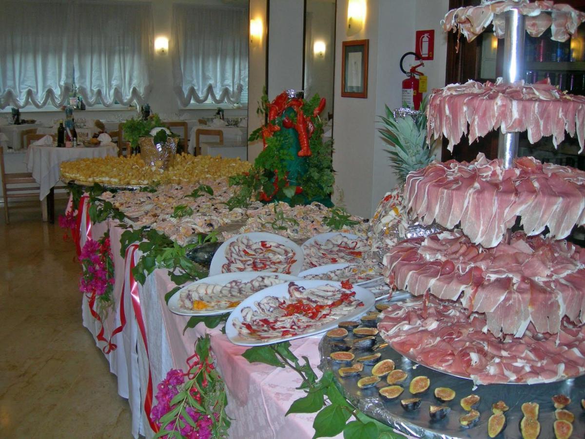 Hotel I Due Gabbiani Citr 9006 Marina dʼMarina dʼAndora Dış mekan fotoğraf