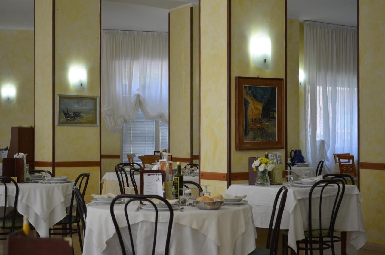 Hotel I Due Gabbiani Citr 9006 Marina dʼMarina dʼAndora Dış mekan fotoğraf